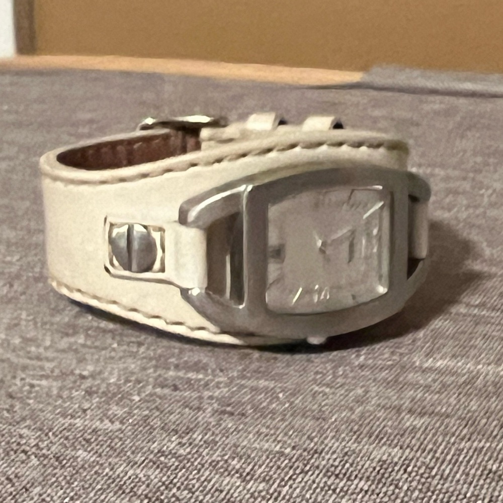 Fossil Watch - Picture 2 of 3